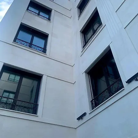 Unique Premium Penthouse With And Gym In Dedinje Apartman