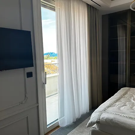 Unique Premium Penthouse With And Gym In Dedinje Apartman *