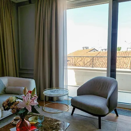 Apartman Unique Premium Penthouse With And Gym In Dedinje *