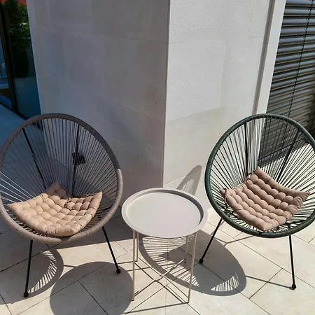 Unique Premium Penthouse With And Gym In Dedinje * Belgrád