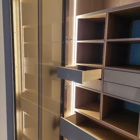 Apartman Unique Premium Penthouse With And Gym In Dedinje